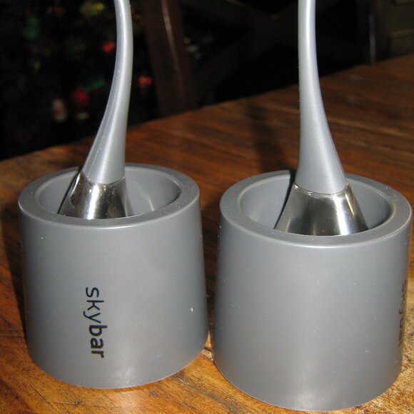 Skybar Chill Drops for Wine/bar drinks. - Set of 2 - Picture 1 of 3